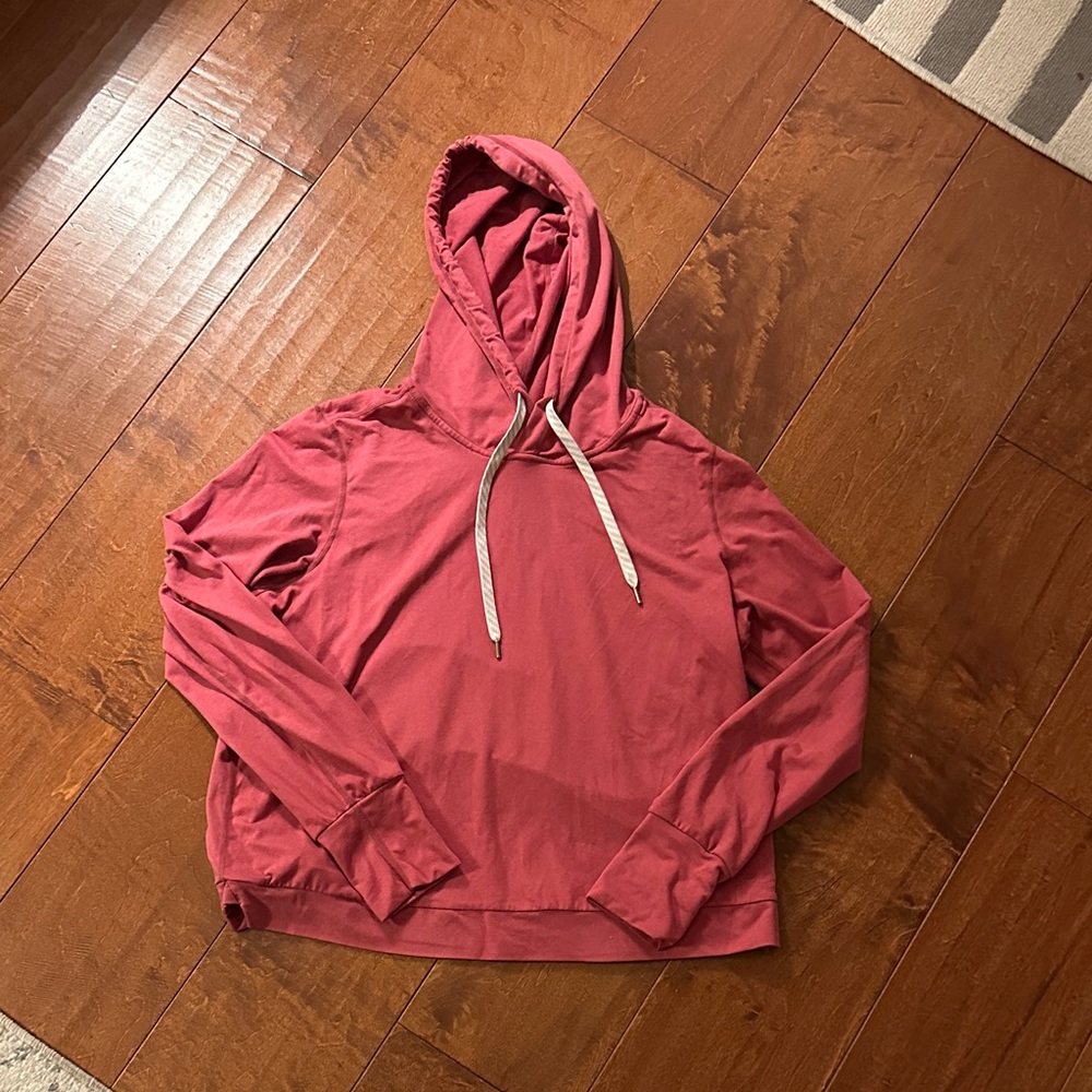 Vuori//Halo Essential Hoodie//Sierra Heather//Large//Used condition